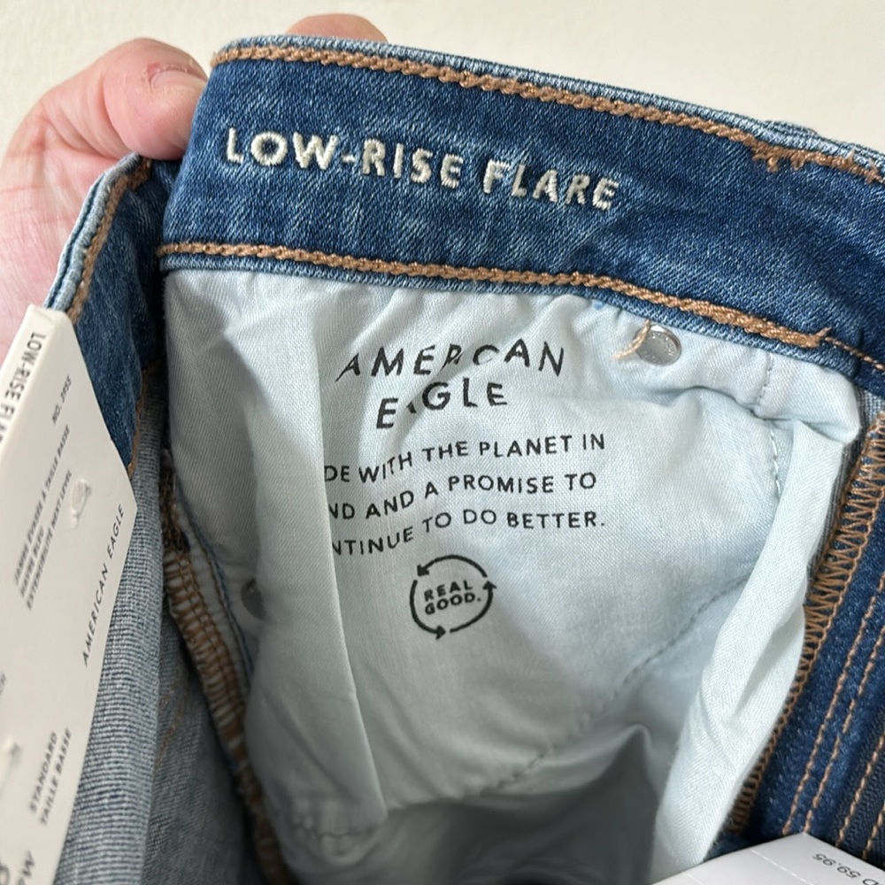 American Eagle Next Level Stretch Medium Wash Low Rise Flare Denim Jean Sz 8 NWT - Picture 10 of 12